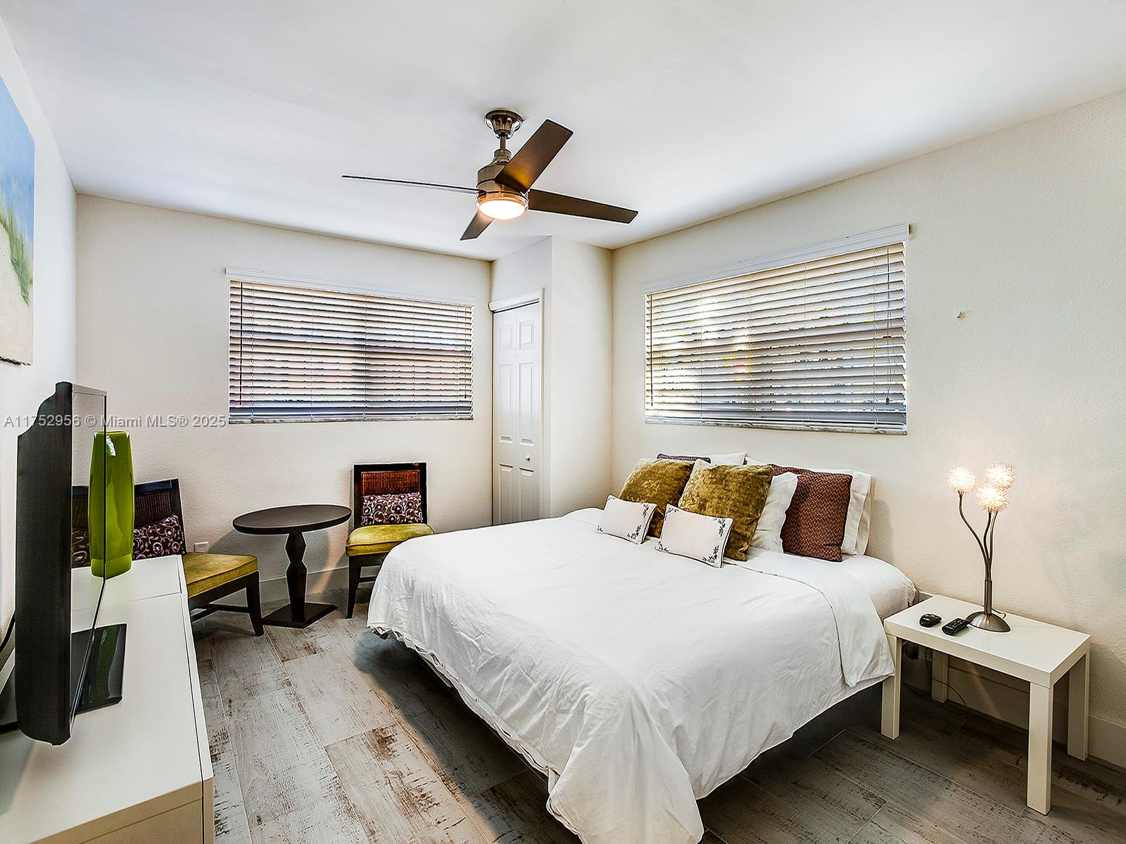 518 Condo 518 Euclid Av - Residential