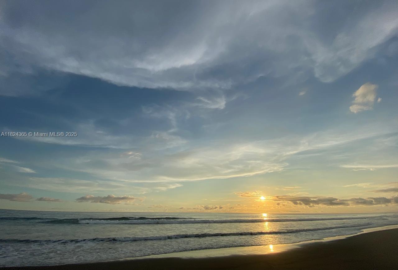 27 de Abril Playa Junquillal