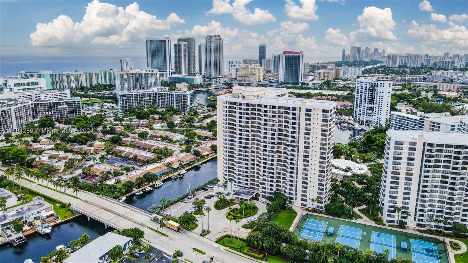 OLYMPUS CONDO PHASE - Residential