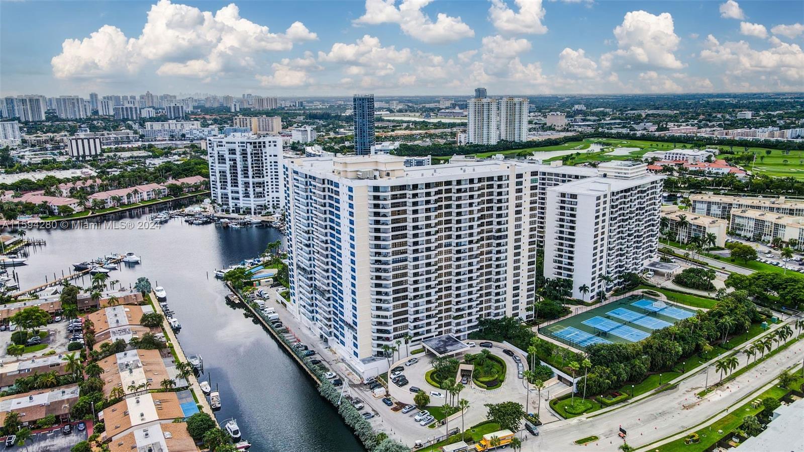 OLYMPUS CONDO PHASE - Residential