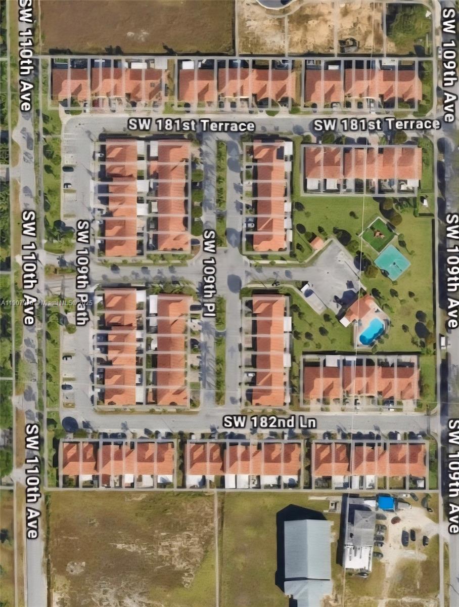 EUREKA PALM GARDEN - Residential