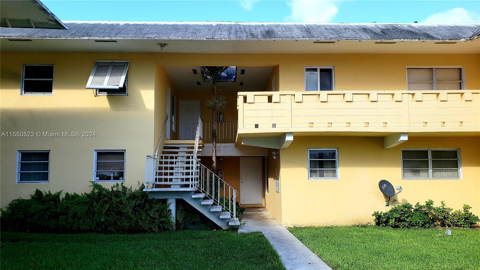 7368 Sw 82nd St St E216, Miami, Broward County, Florida - 2 Bedrooms  
2 Bathrooms - 