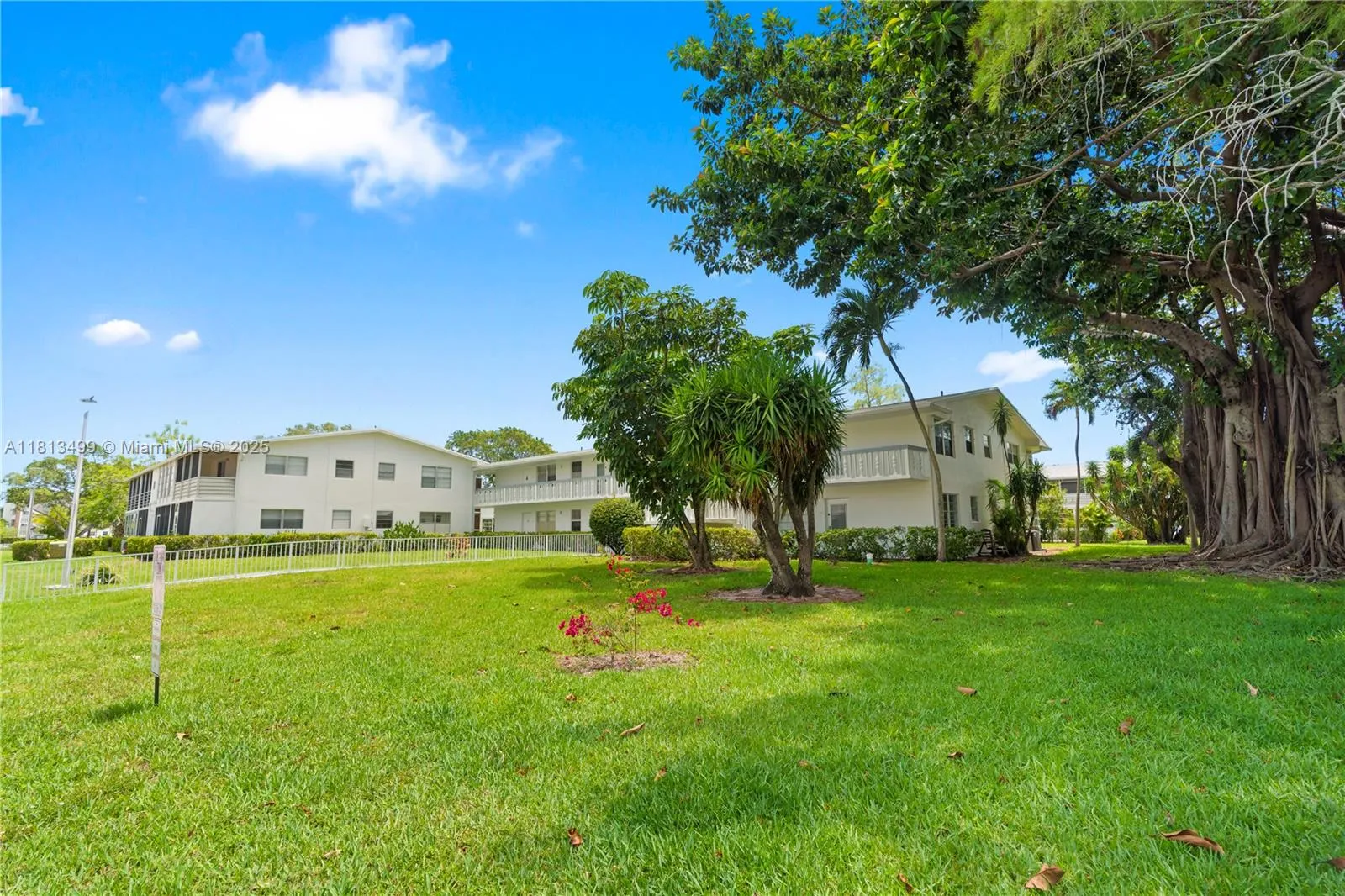 Deerfield Beach, Florida 33442, United States, 1 Bedroom Bedrooms, ,1 BathroomBathrooms,Residential,Active,142486