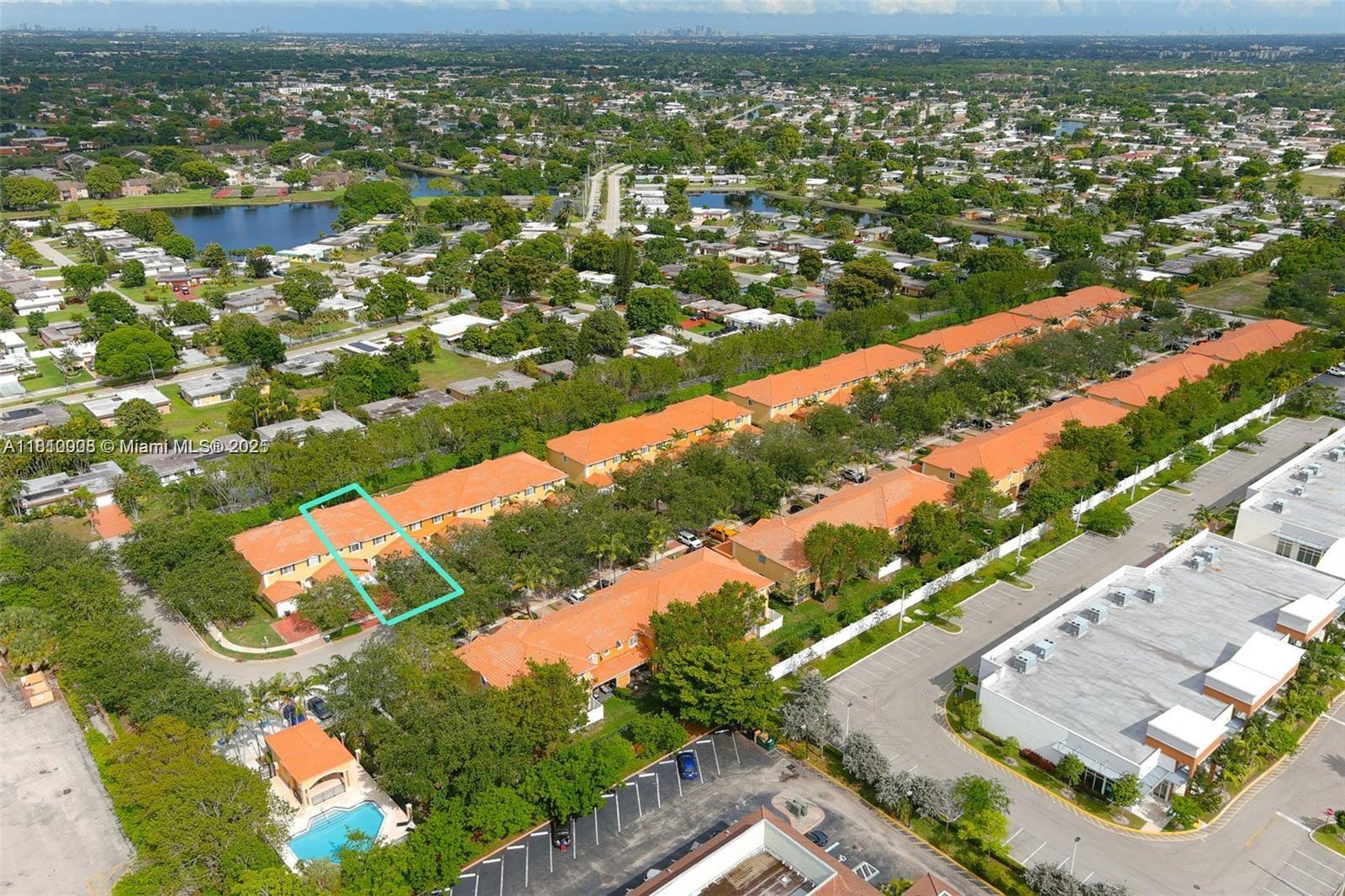 CATALINA PLACE - Residential