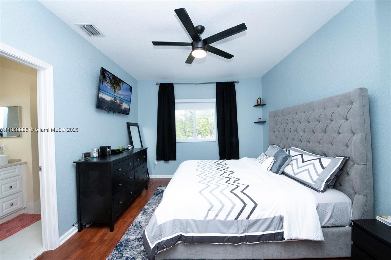 CATALINA PLACE - Residential
