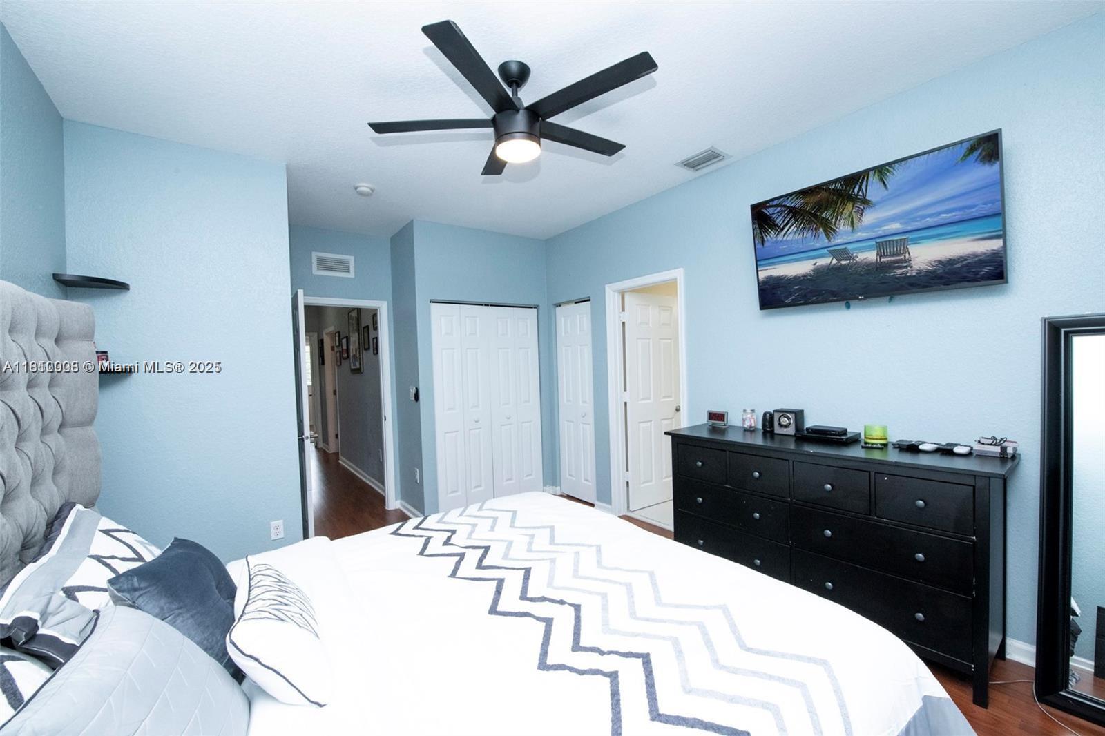 CATALINA PLACE - Residential