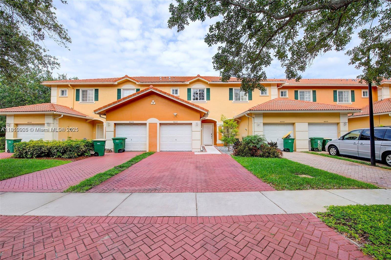 6604 Catalina Ln, Tamarac, Broward County, Florida - 3 Bedrooms  
3 Bathrooms - 