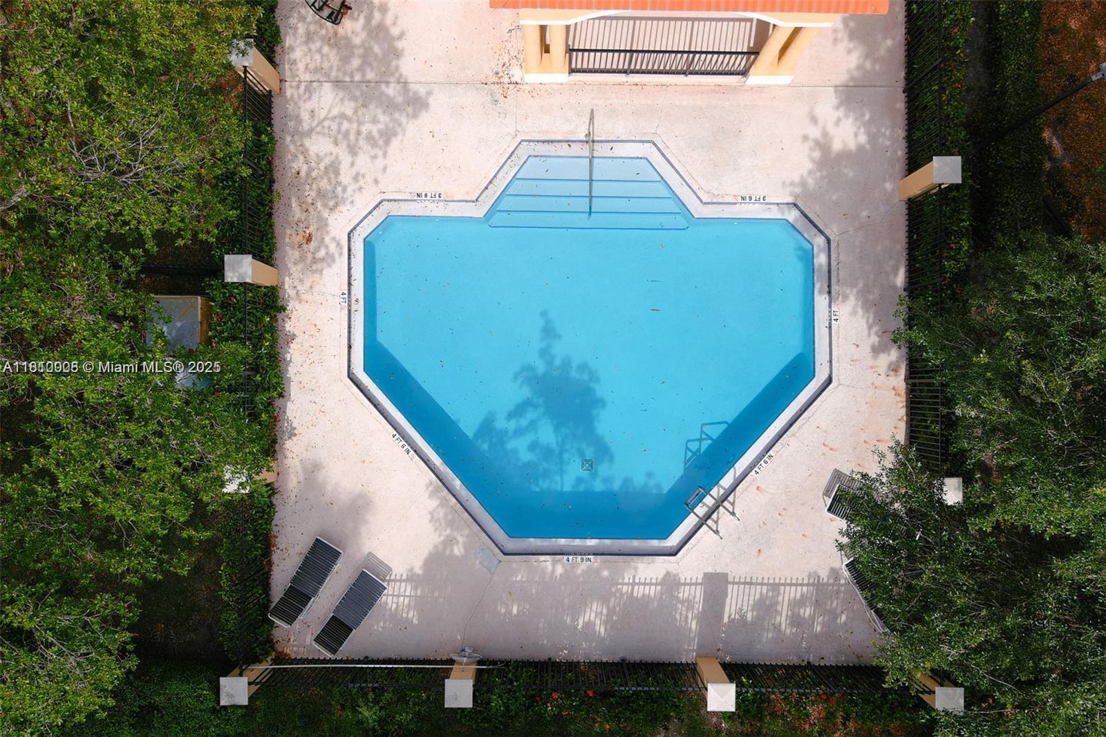 CATALINA PLACE - Residential