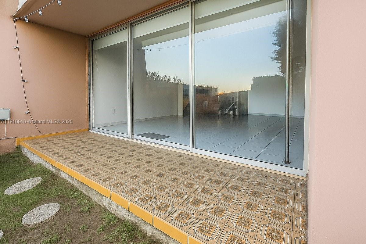 KENDALE LAKES NORTH SEC 7 - Residential