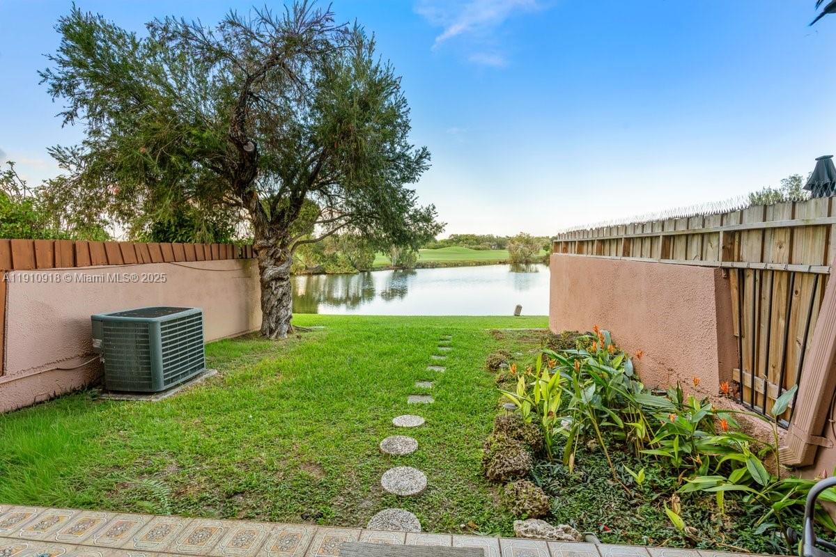 KENDALE LAKES NORTH SEC 7 - Residential