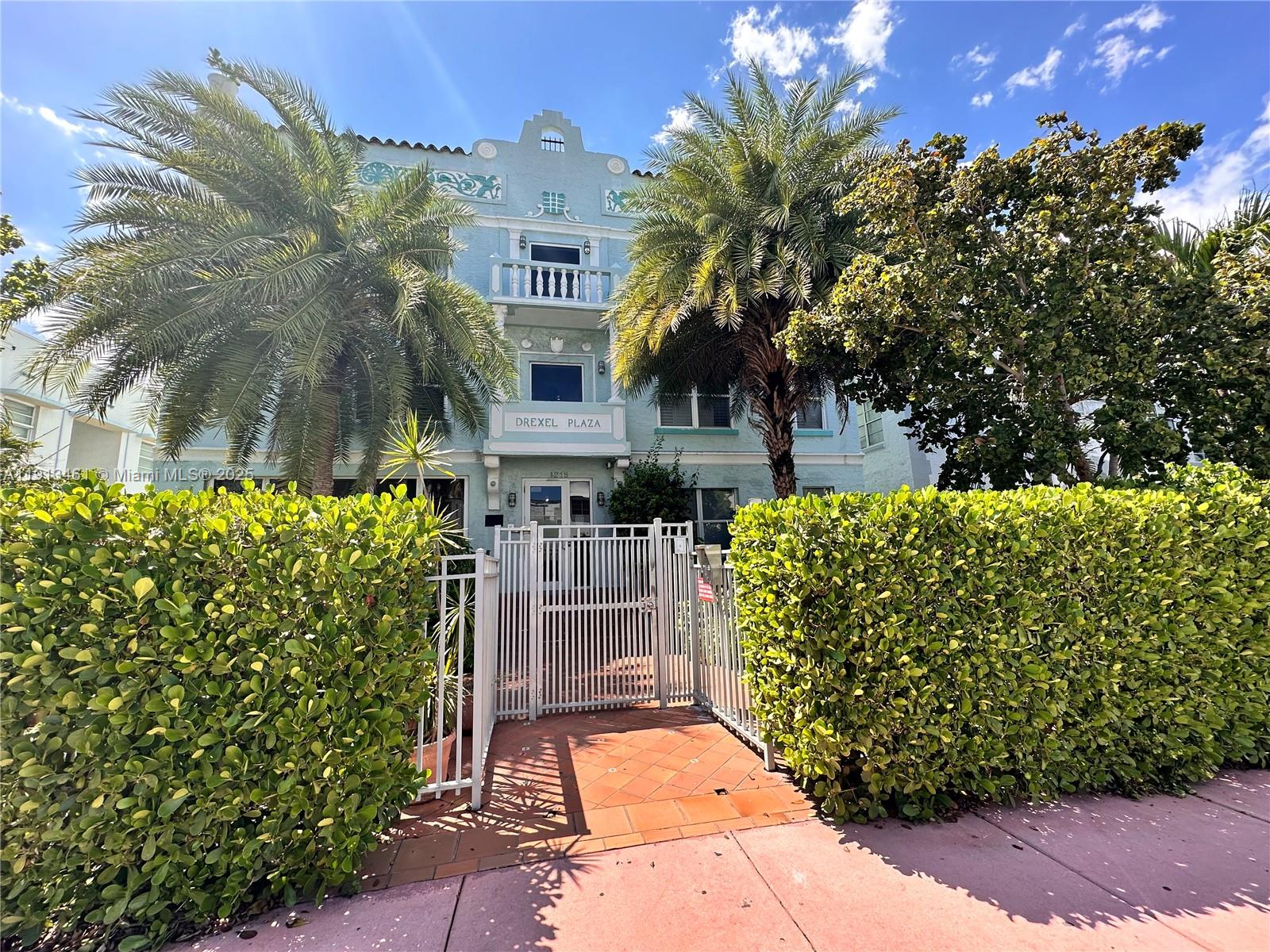 1218 DREXEL CONDO - Residential Lease