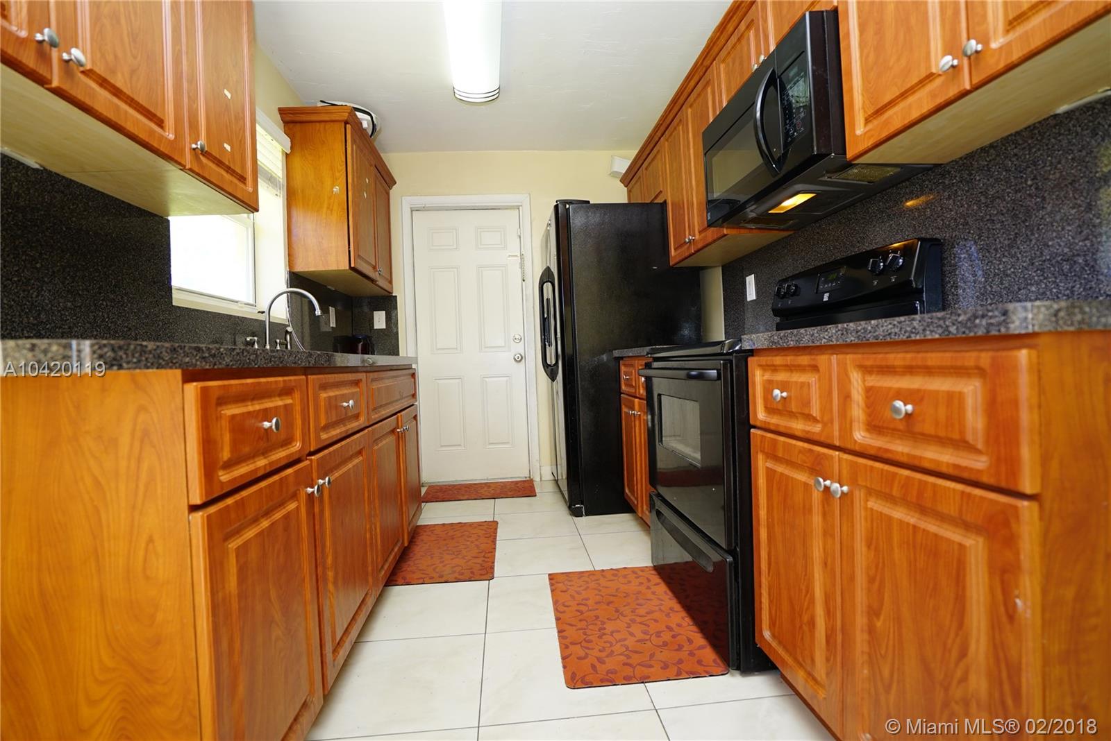 HOLLYWOOD HEIGHTS ESTATES - Residential