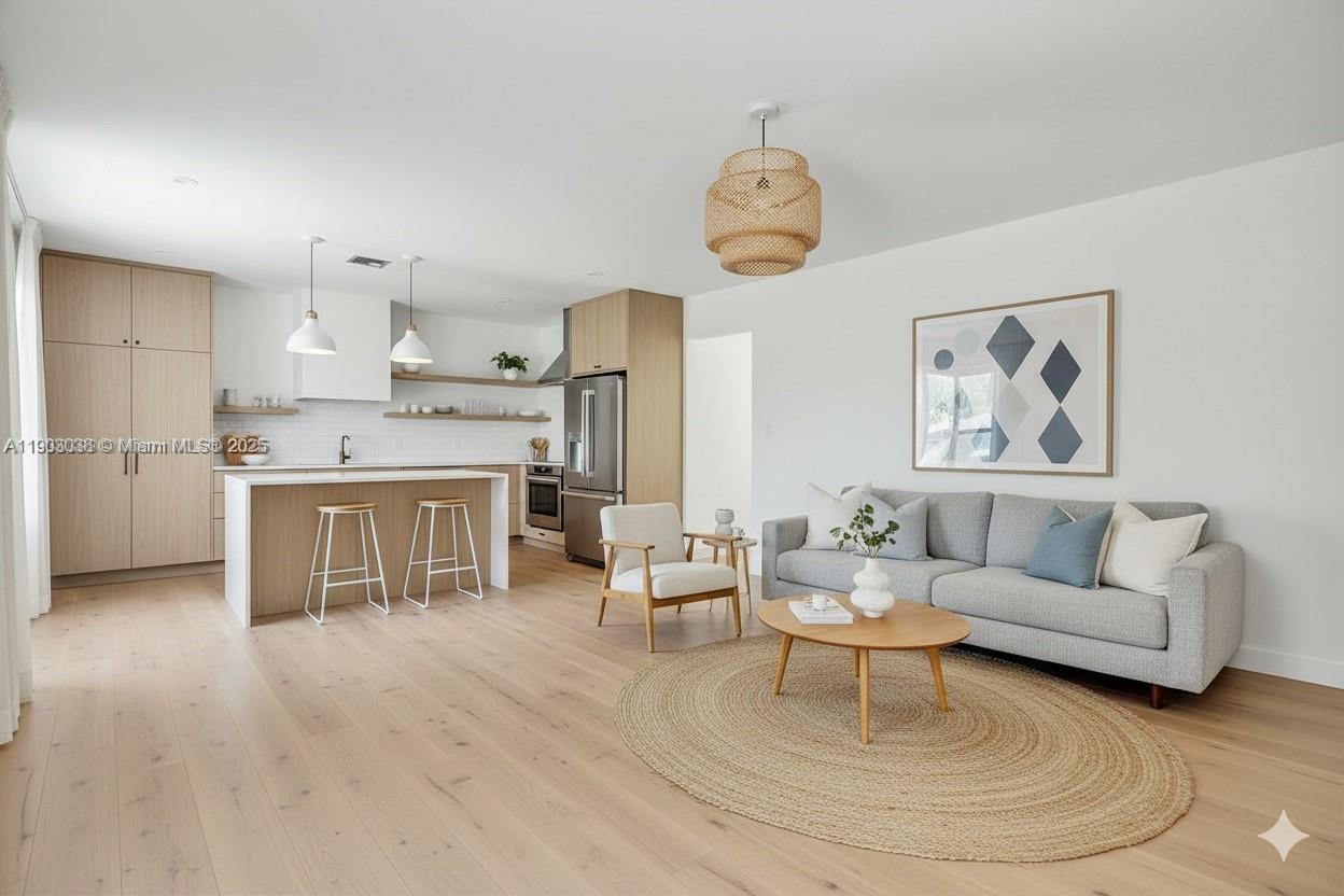 PALM SPRINGS LAKES 1ST AD - Residential