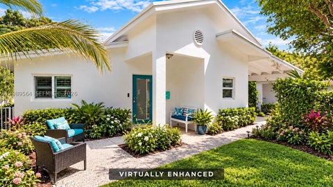 Photo of 213 Florida Ave, Coral Gables, FL 33133 (MLS # A12089564)