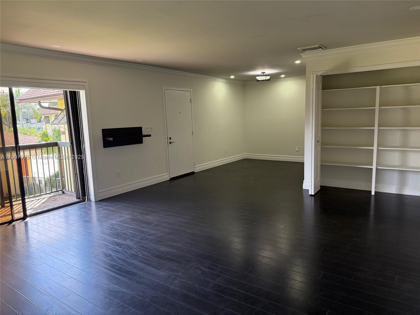 KINGS CREEK WEST CONDO BL - Residential Lease