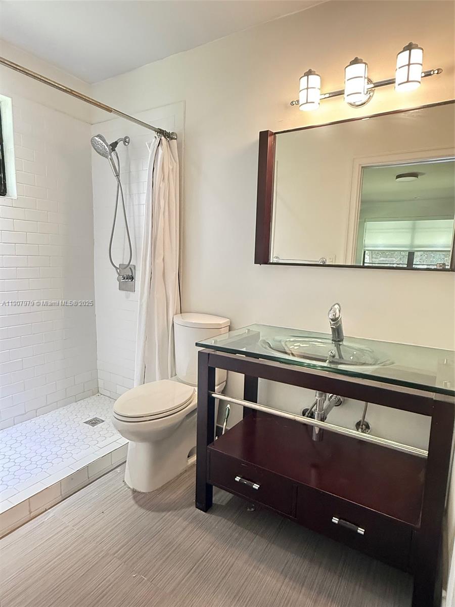 KINGS CREEK WEST CONDO BL - Residential Lease