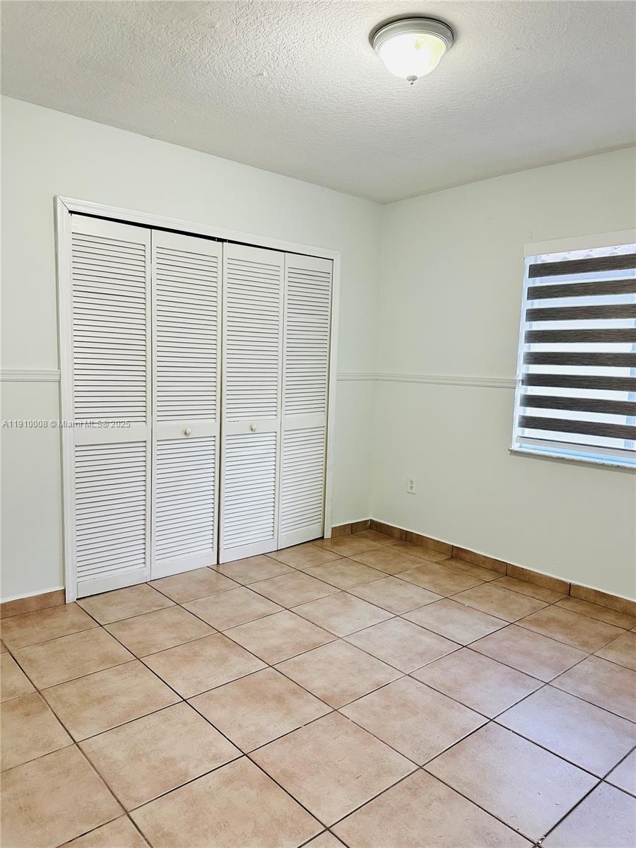 SUPERIOR HOMES ESTATES 1S - Residential Lease