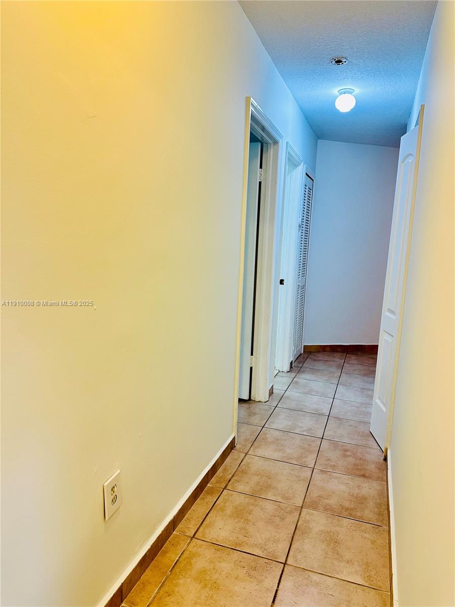 SUPERIOR HOMES ESTATES 1S - Residential Lease