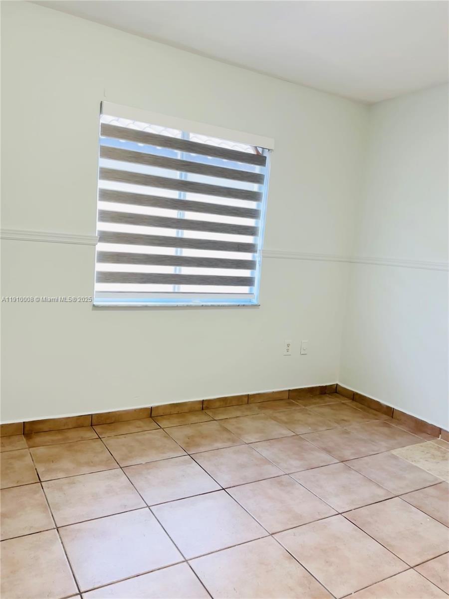 SUPERIOR HOMES ESTATES 1S - Residential Lease