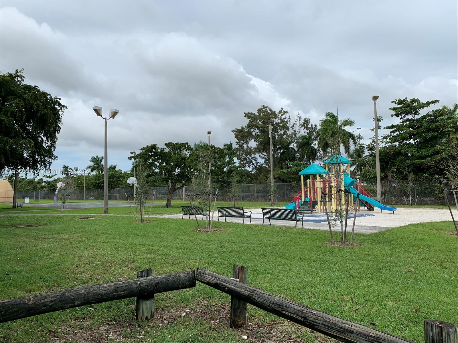 Sunset Palm Villas - Residential