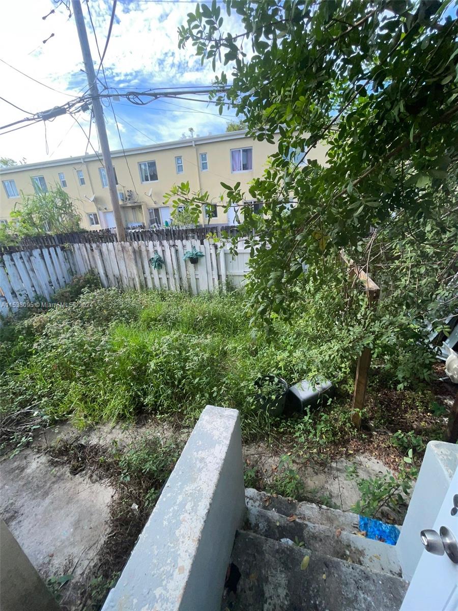 Sunset Palm Villas - Residential