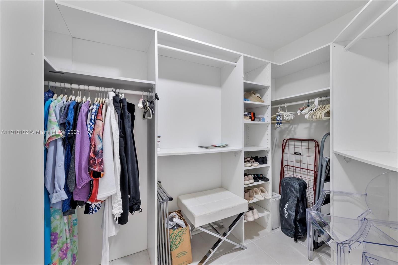 HARBORSIDE AT THE WATERWA - Residential