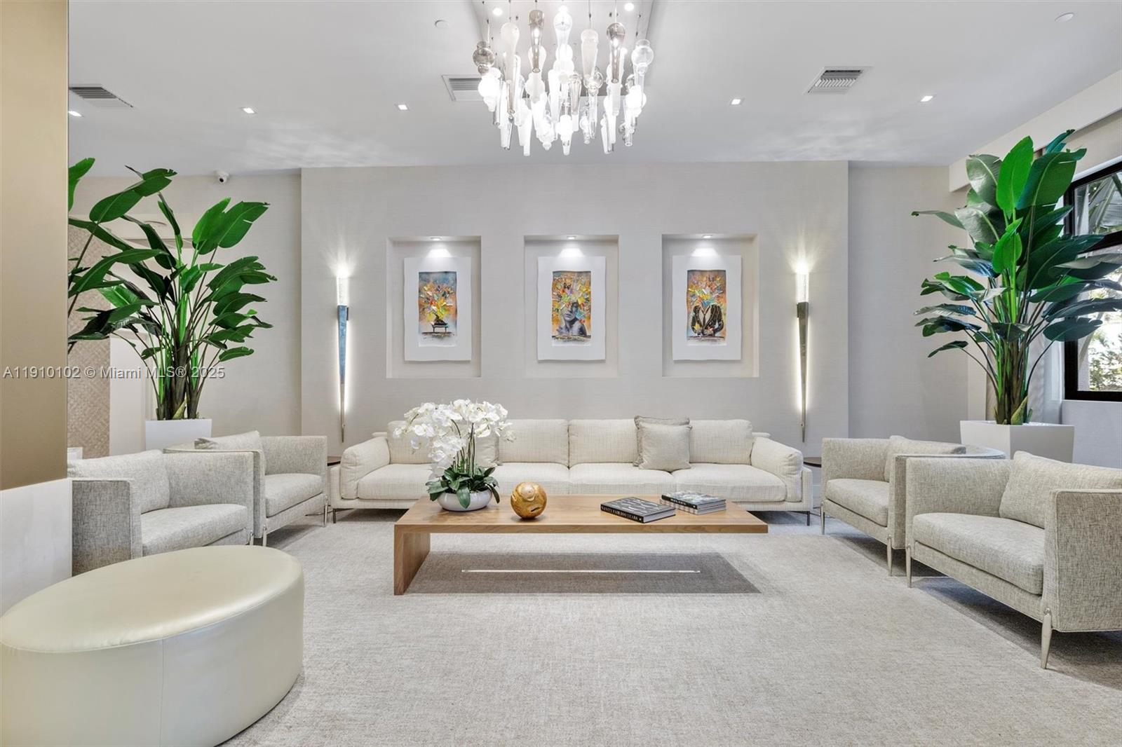 HARBORSIDE AT THE WATERWA - Residential