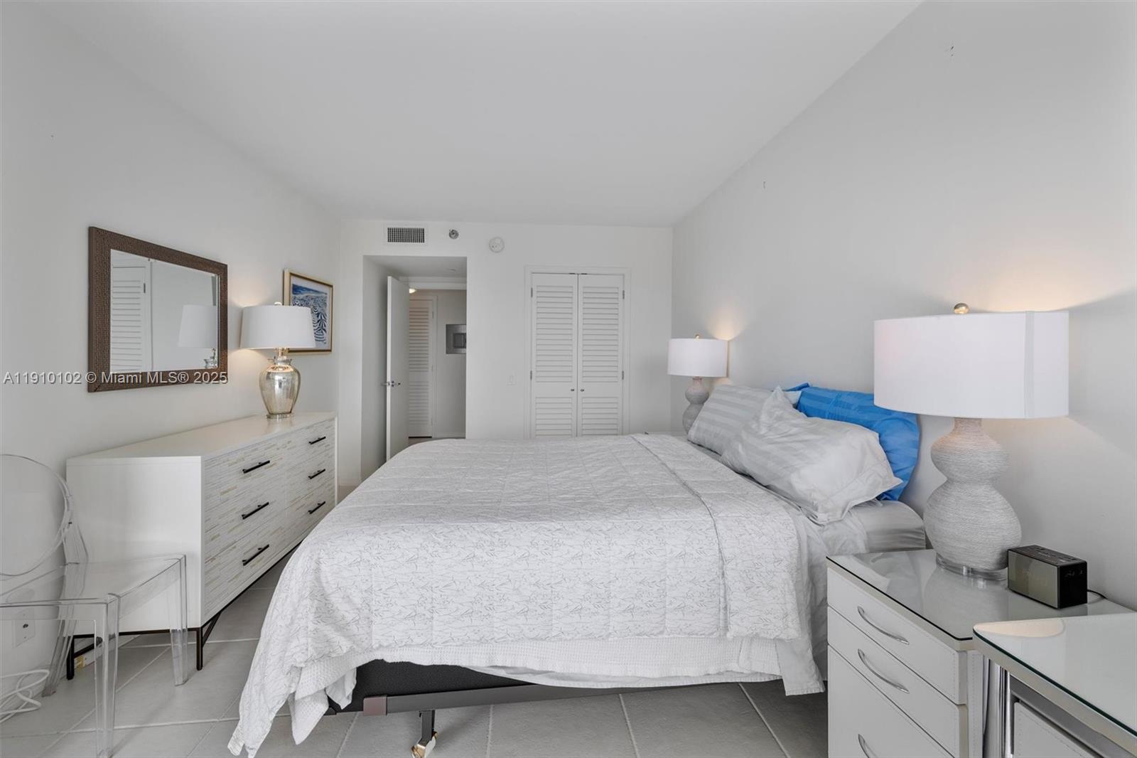 HARBORSIDE AT THE WATERWA - Residential