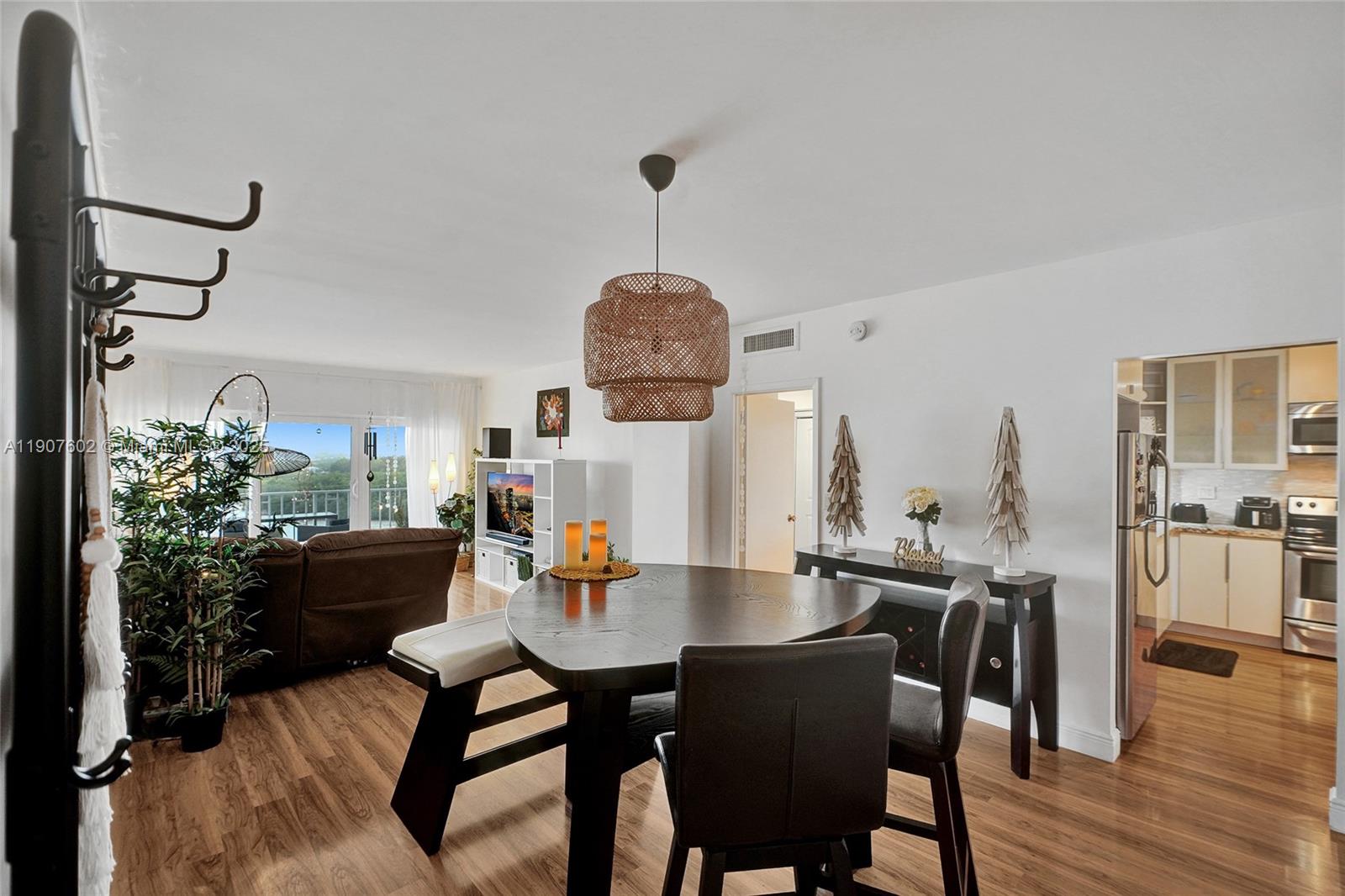 ARLEN HOUSE WEST CONDO - Residential Lease