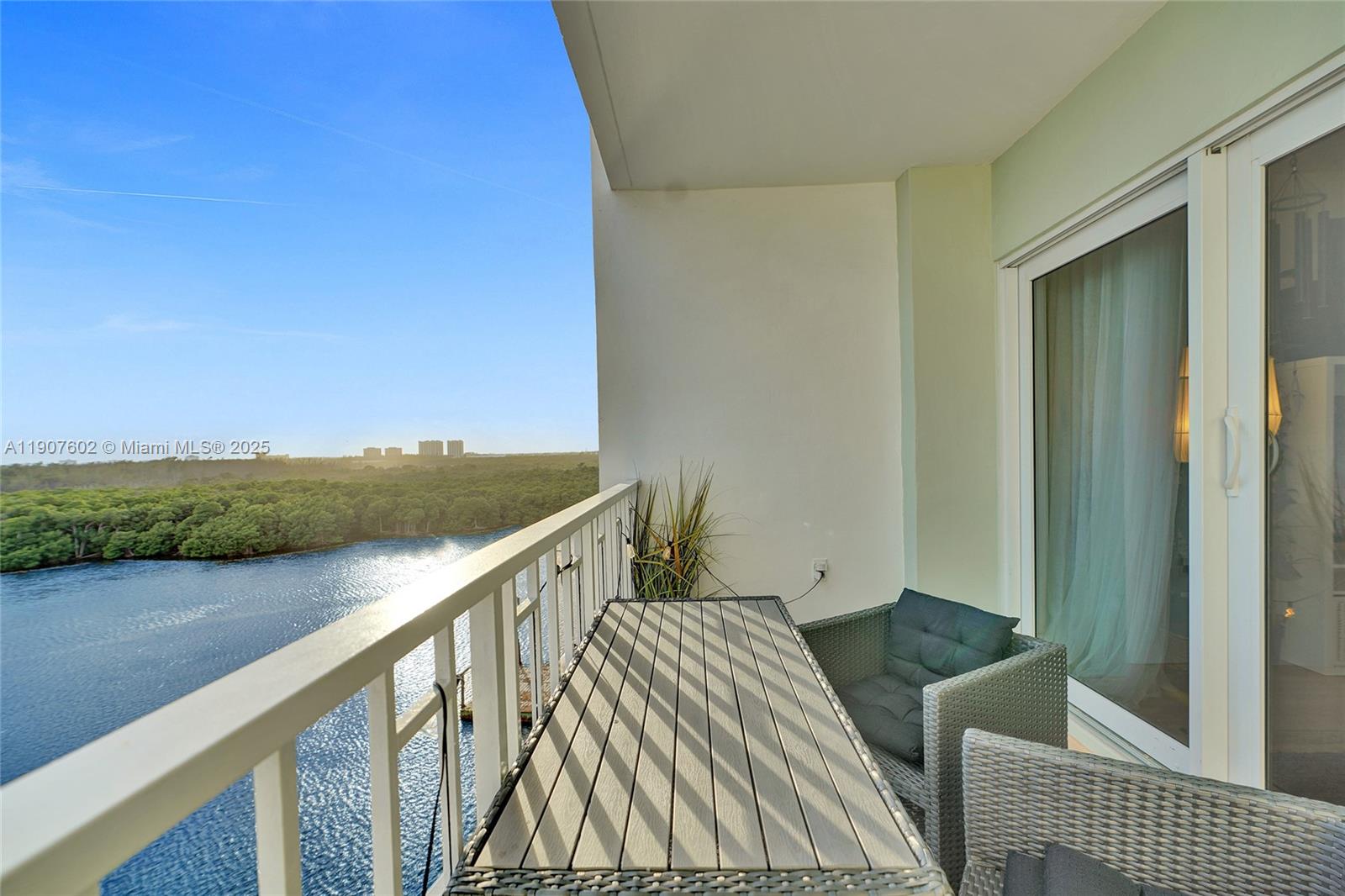 ARLEN HOUSE WEST CONDO - Residential Lease