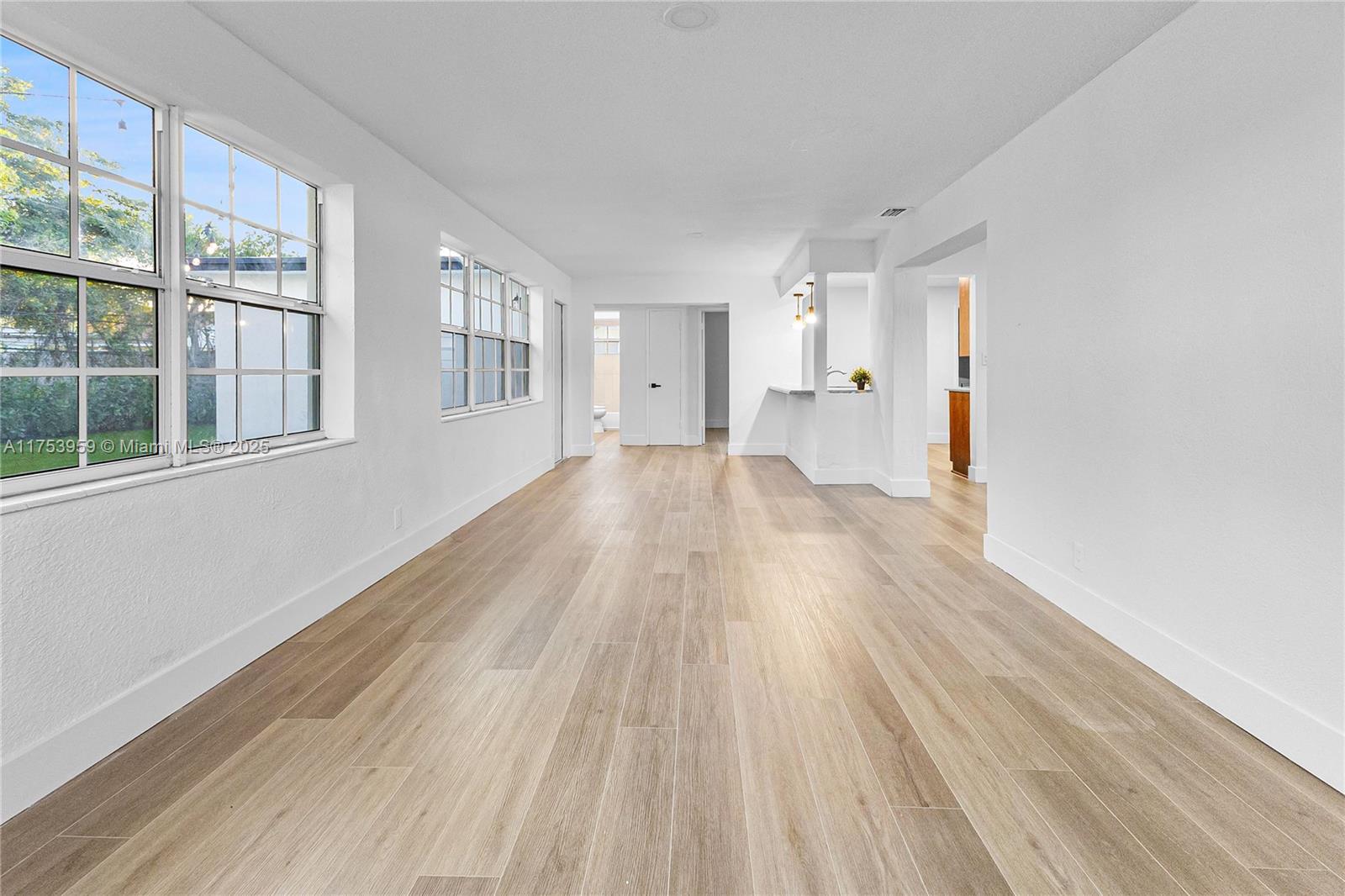SANDERS PARK - Residential
