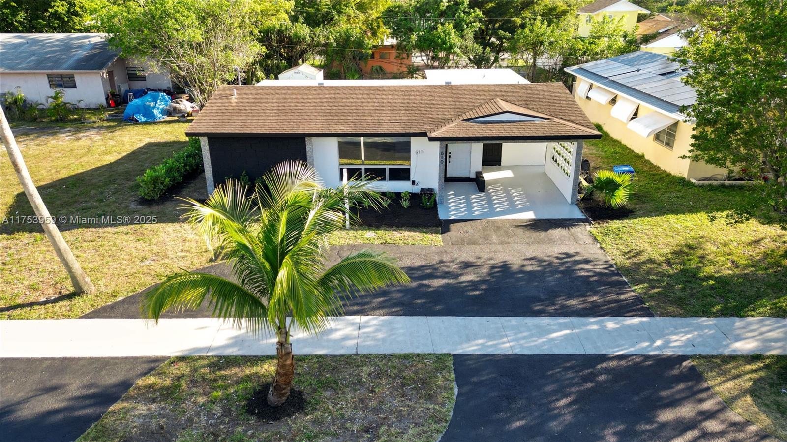 SANDERS PARK - Residential