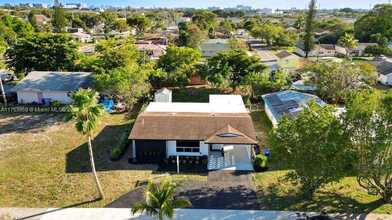 SANDERS PARK - Residential