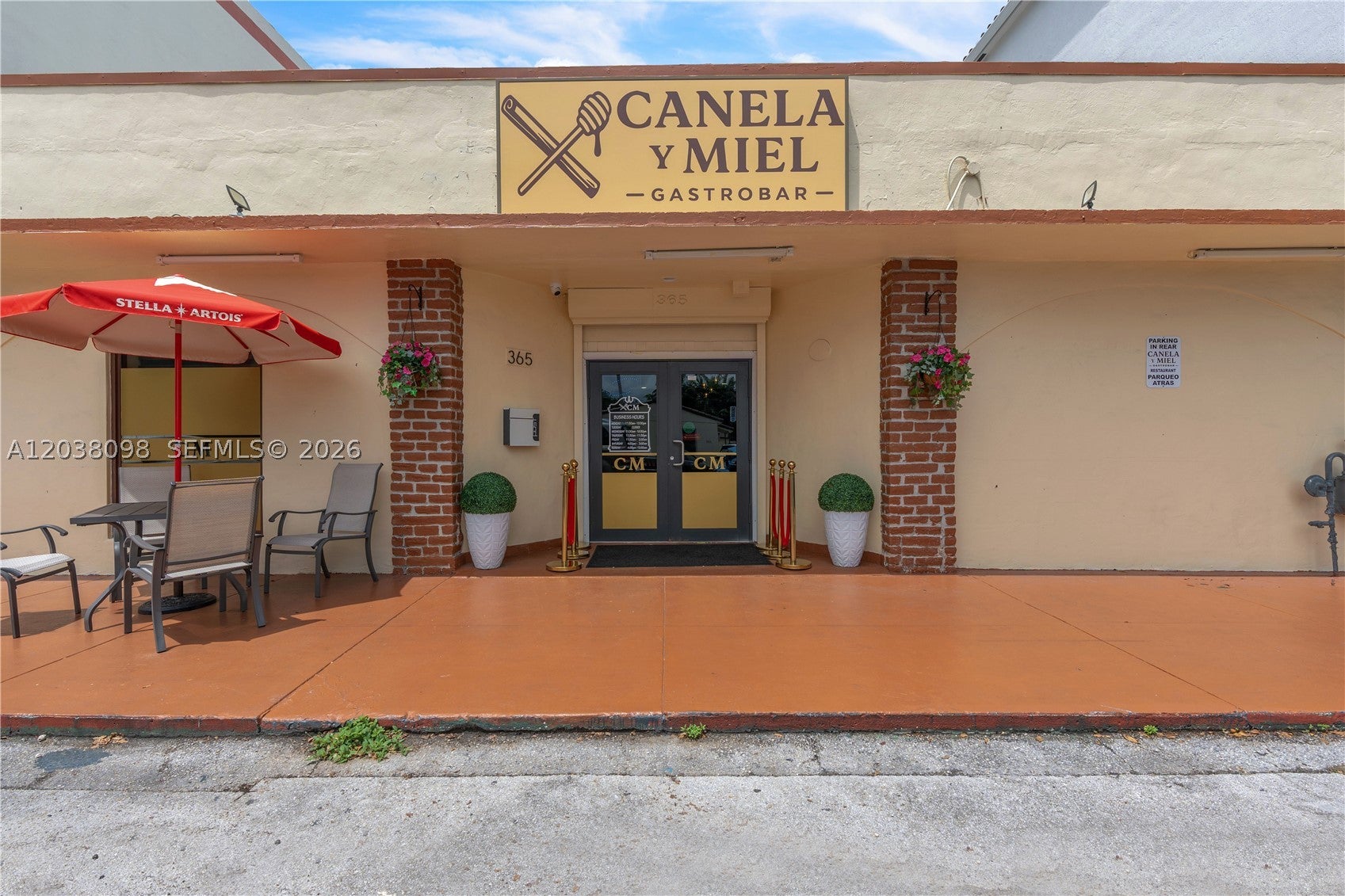 365 N Royal Poinciana Blvd