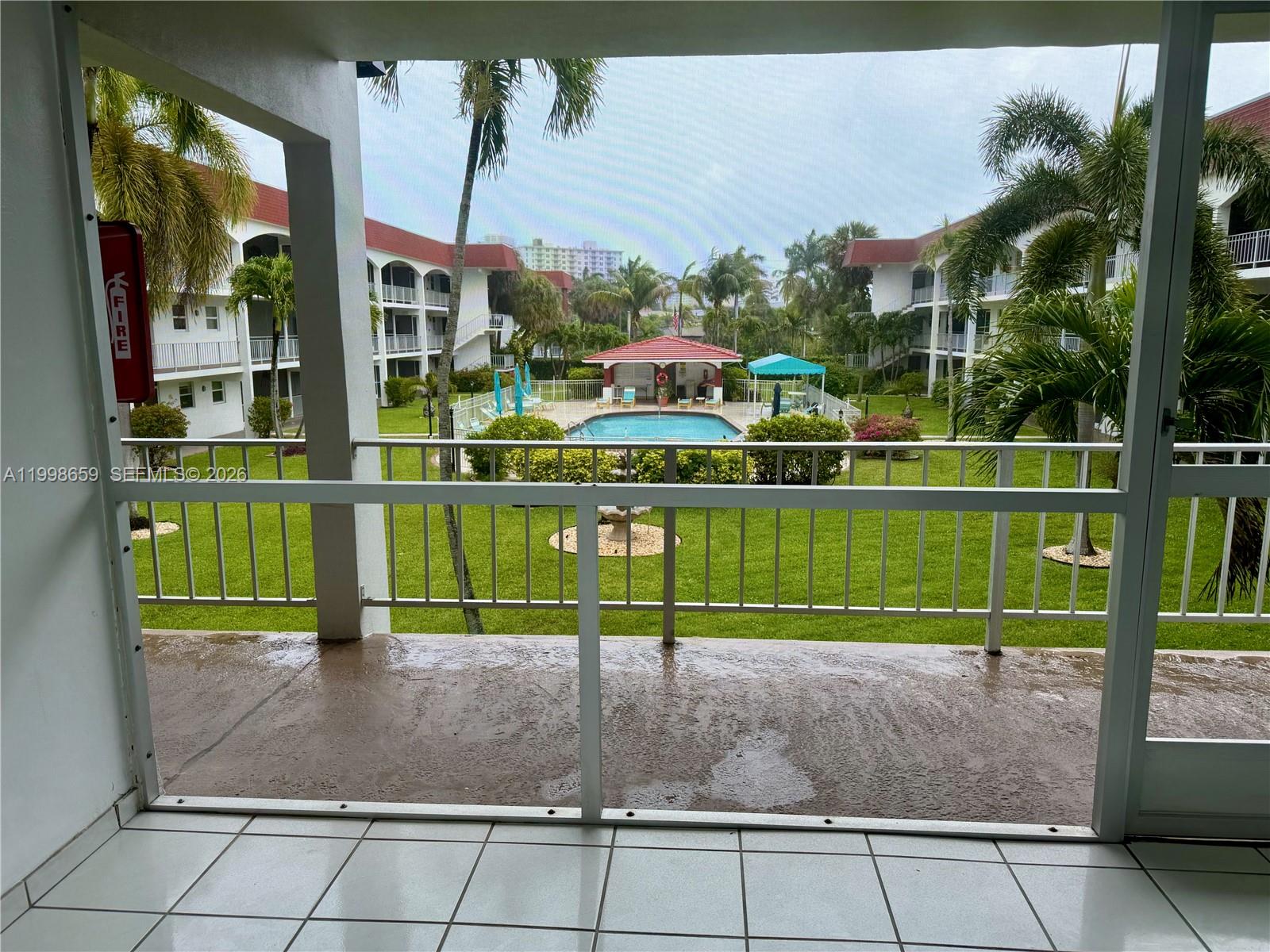 CASA PARADISO CO-OP - Residential