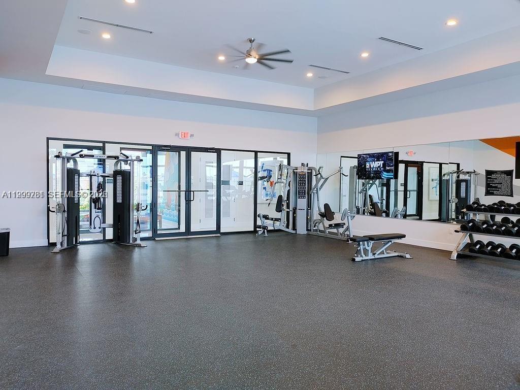 VIA VENTURA NEIGHBORHOOD - Residential