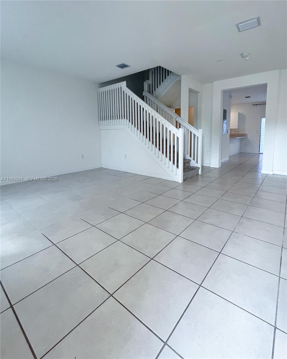 VIA VENTURA NEIGHBORHOOD - Residential