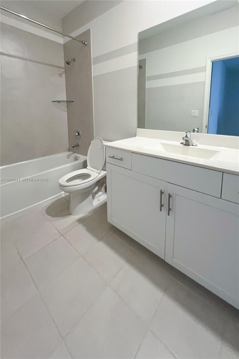 VIA VENTURA NEIGHBORHOOD - Residential