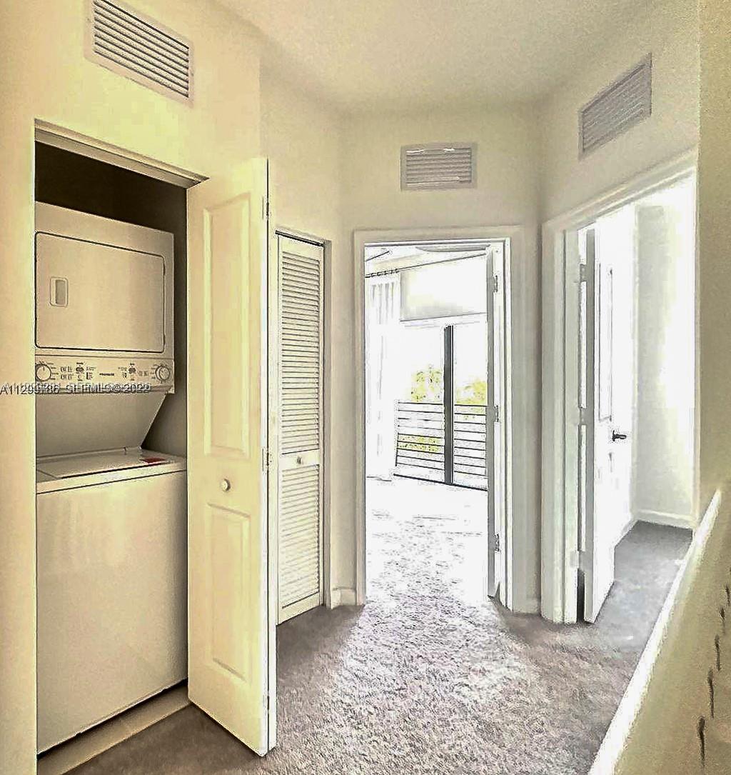 VIA VENTURA NEIGHBORHOOD - Residential