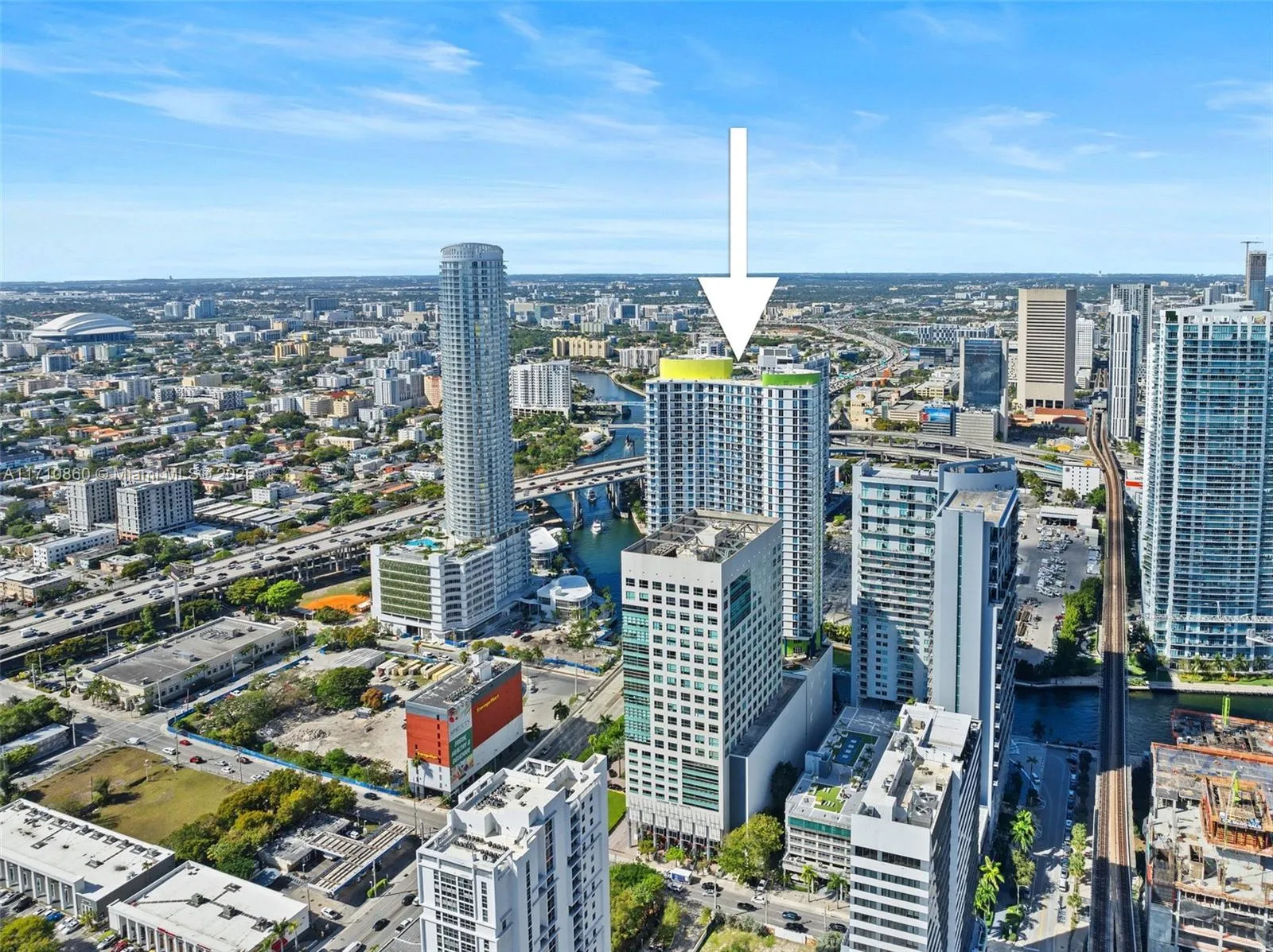 Miami, Florida 33130, United States, 3 Bedrooms Bedrooms, ,3 BathroomsBathrooms,Residential,Active,25419