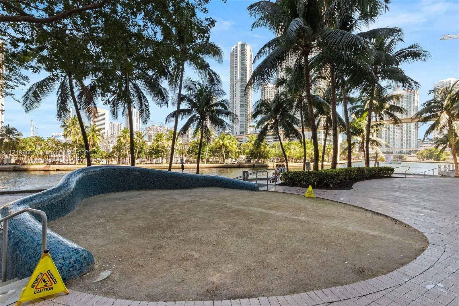 Miami, Florida 33130, United States, 3 Bedrooms Bedrooms, ,3 BathroomsBathrooms,Residential,Active,25419
