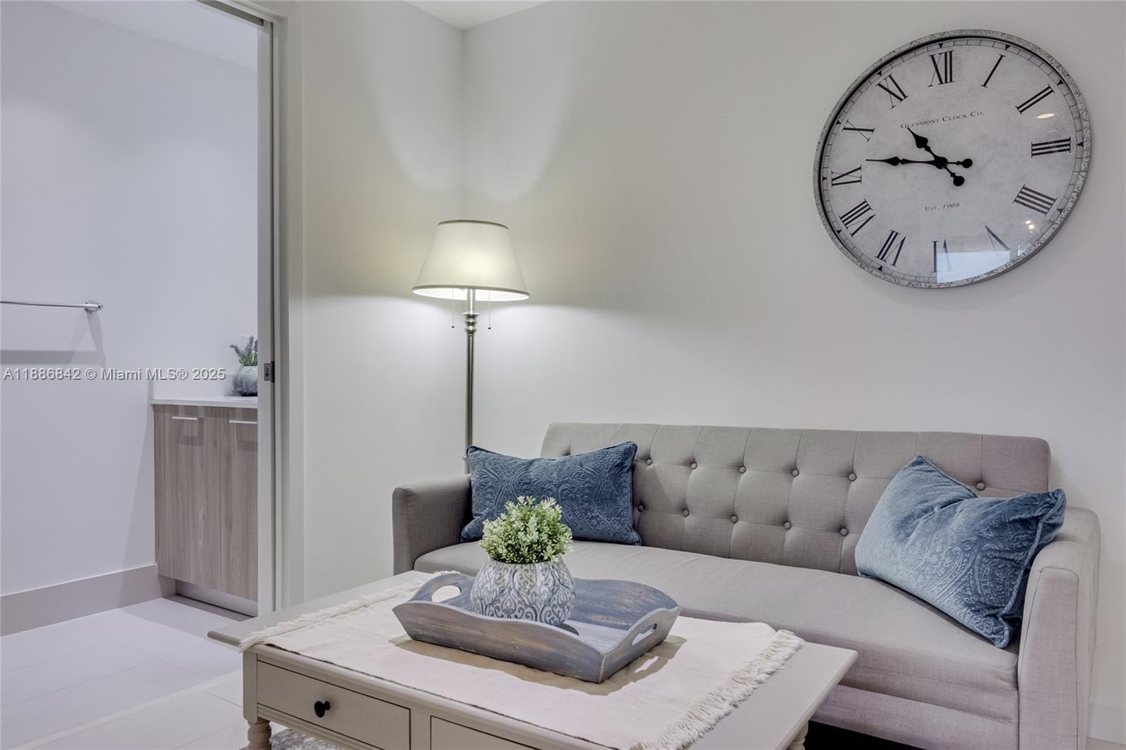 PARAISO BAYVIEWS CONDO - Residential