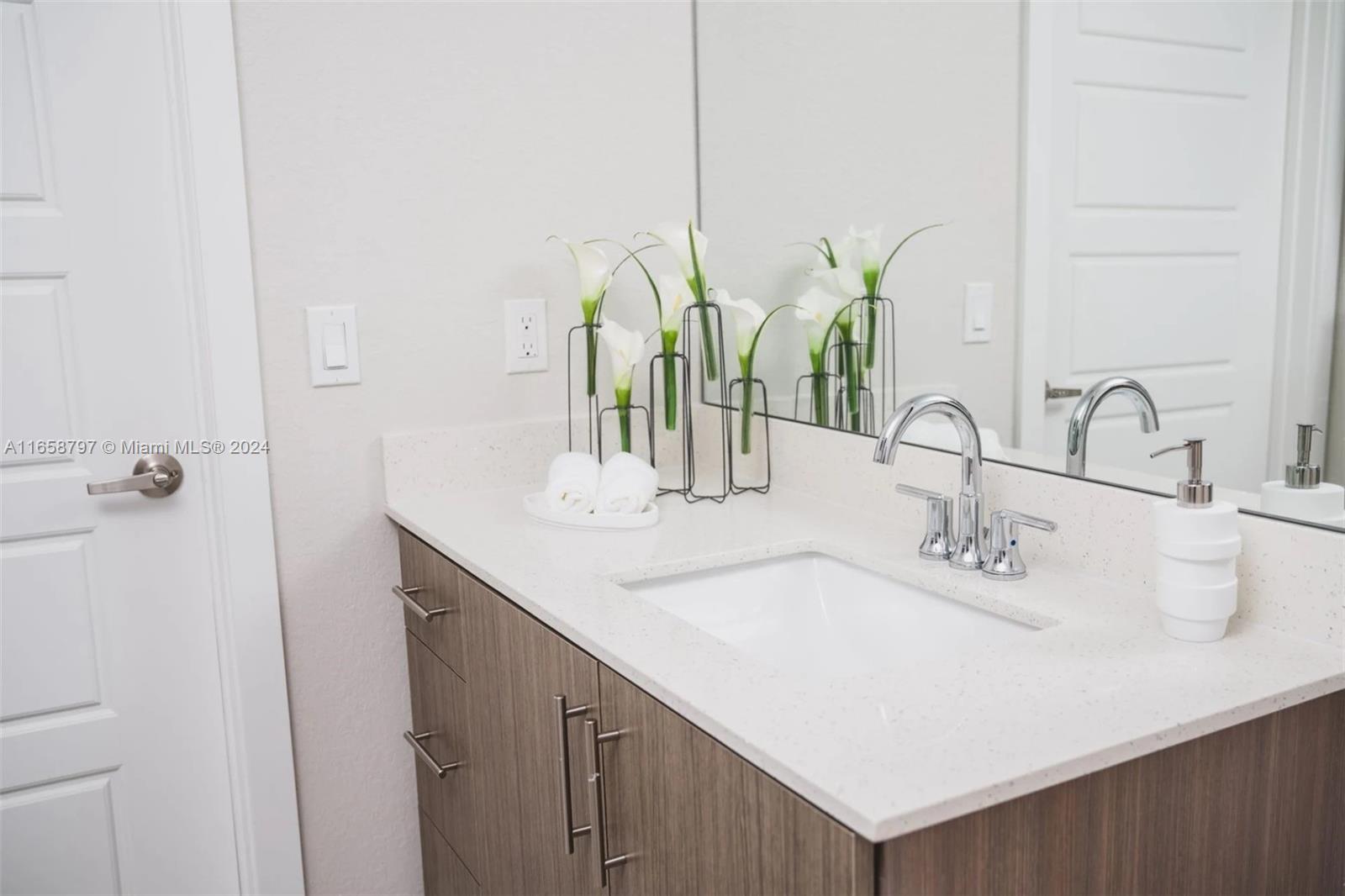 Riverhouse at 11th - Residential Lease