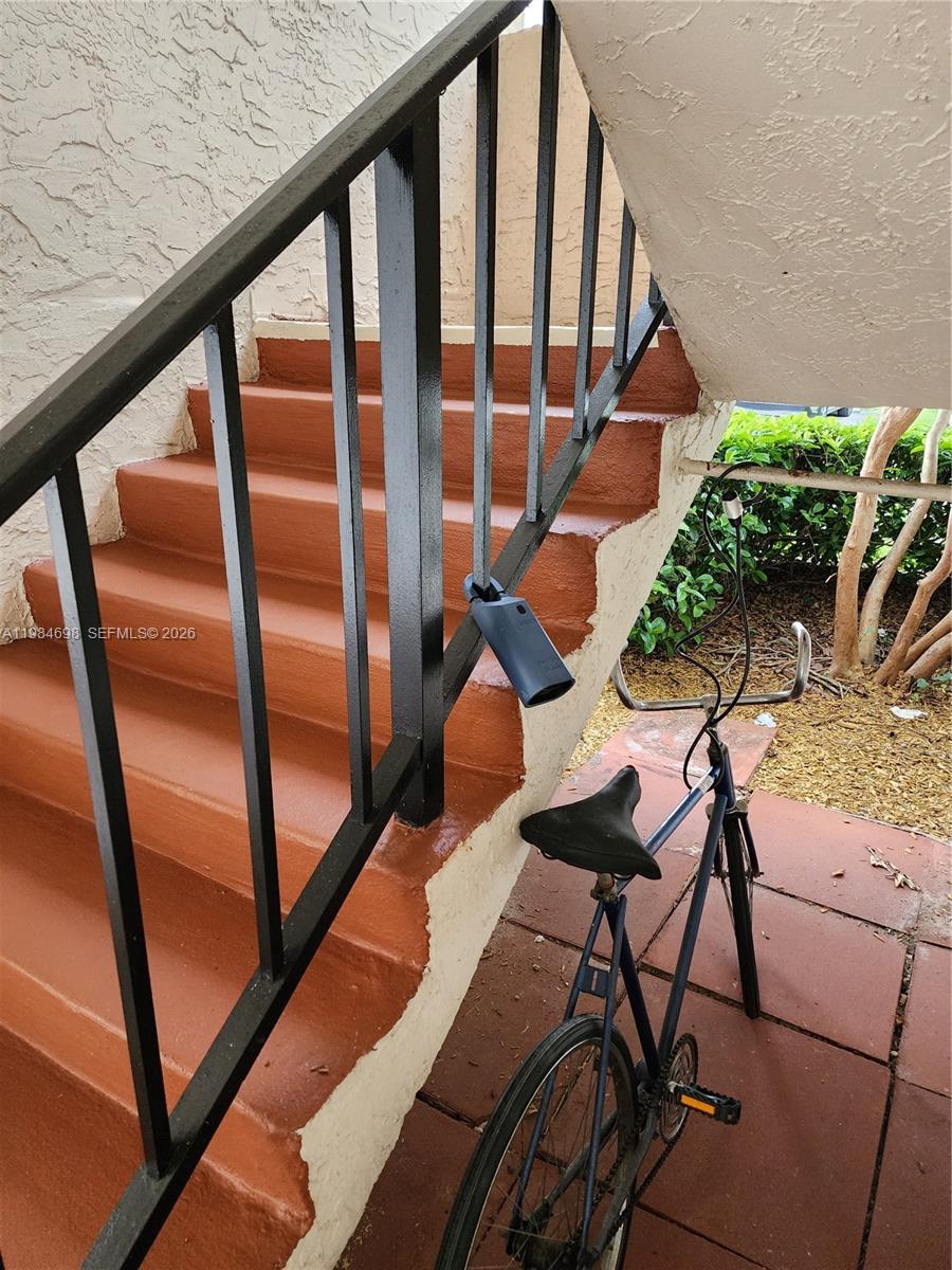 HOLLYBROOK GOLF AND - Residential