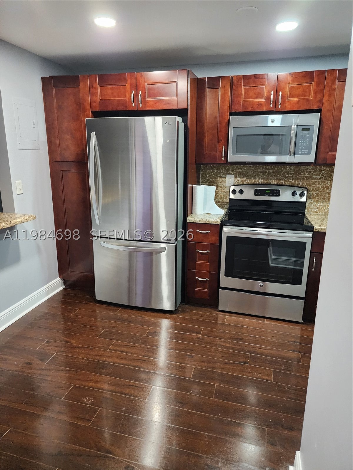 681 S Hollybrook Dr 110, Pembroke Pines FL 33025