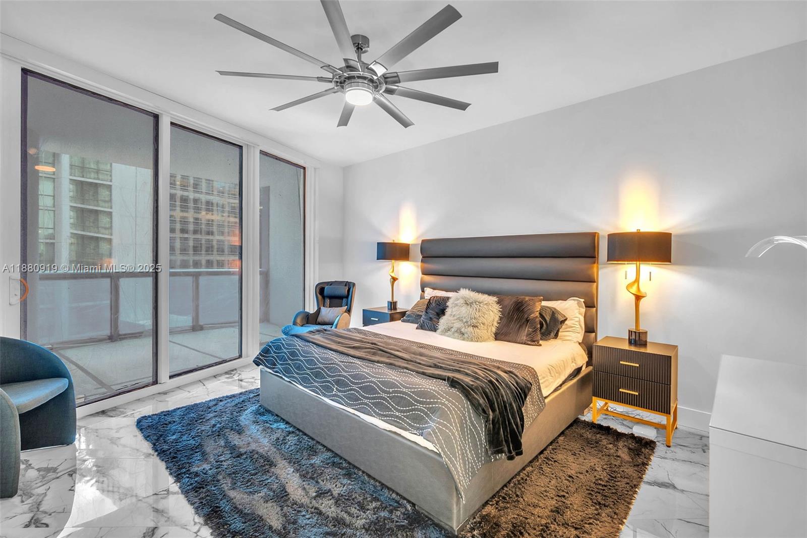 LAS OLAS RIVER HOUSE COND - Residential