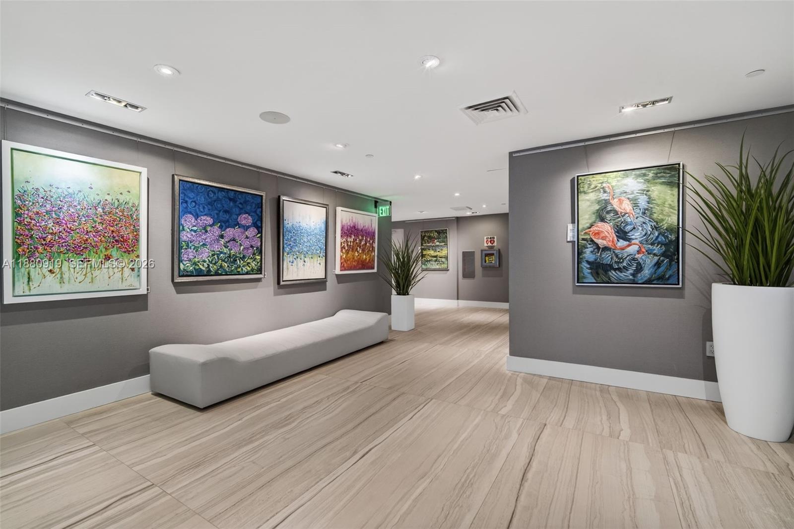 LAS OLAS RIVER HOUSE COND - Residential