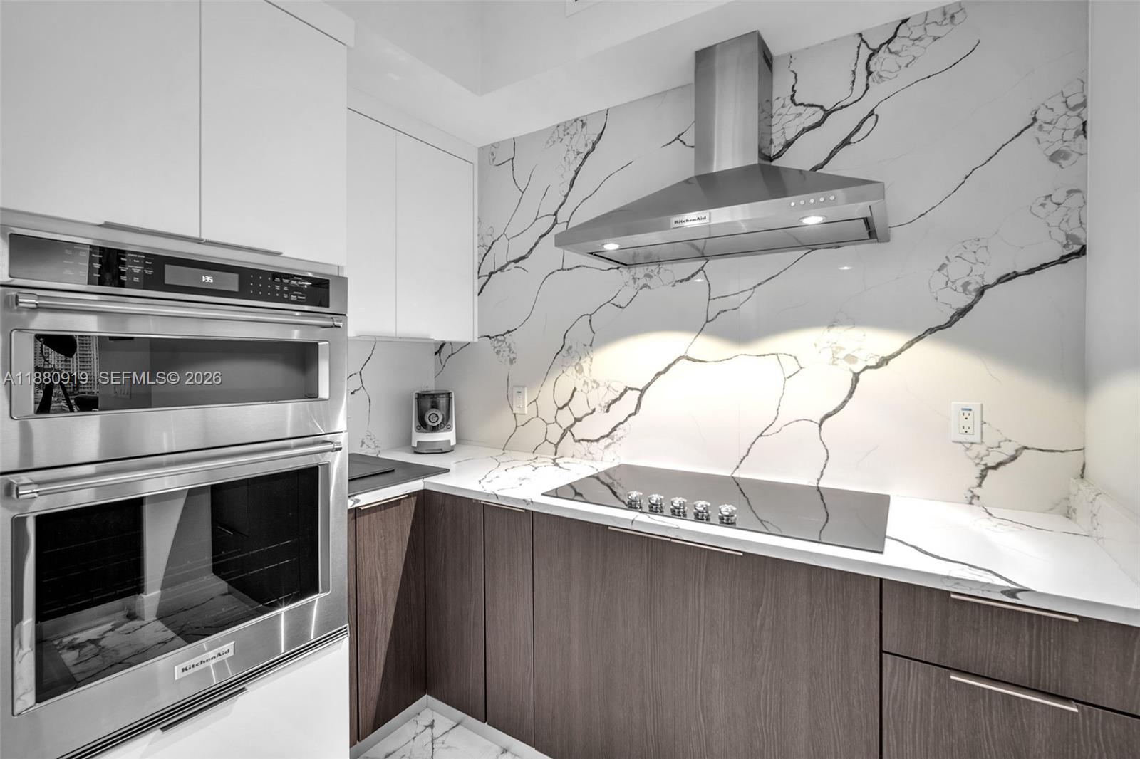 LAS OLAS RIVER HOUSE COND - Residential