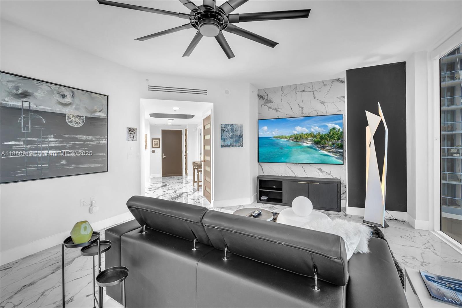 LAS OLAS RIVER HOUSE COND - Residential