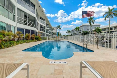 Tiny photo for 3050 NE 48th St #208, Fort Lauderdale, FL 33308 (MLS # A11999884)